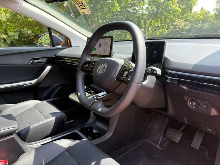 2025 MG MG4 77kWh Trophy Extended Range Auto 5dr HATCHBACK Electric Automatic