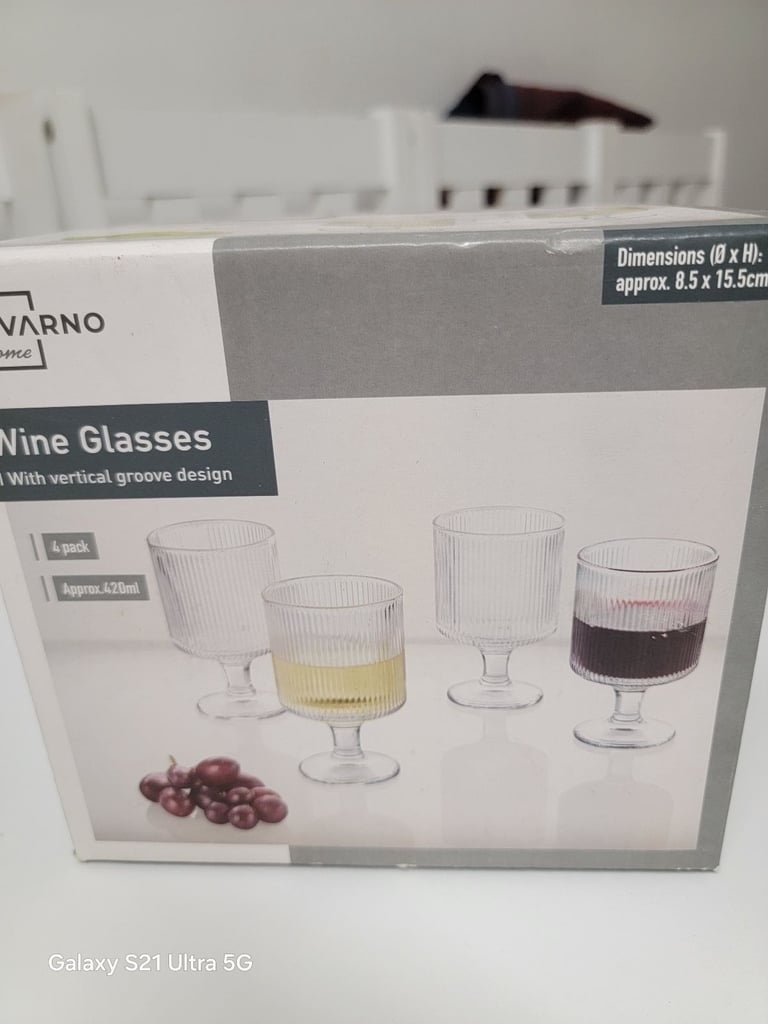 Drinking glasses