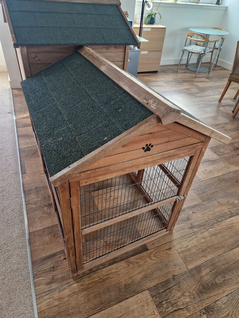 Rabbit hutches, Outside run, Food & Accessories 