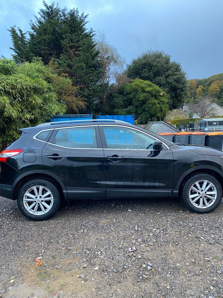 Nissan, QASHQAI, Hatchback, 2016, Manual, 1461 (cc), 5 doors
