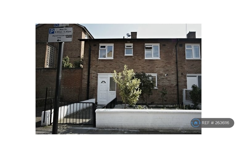4 bedroom house in Sandmere Road, London, SW4 (4 bed) (#2636116)