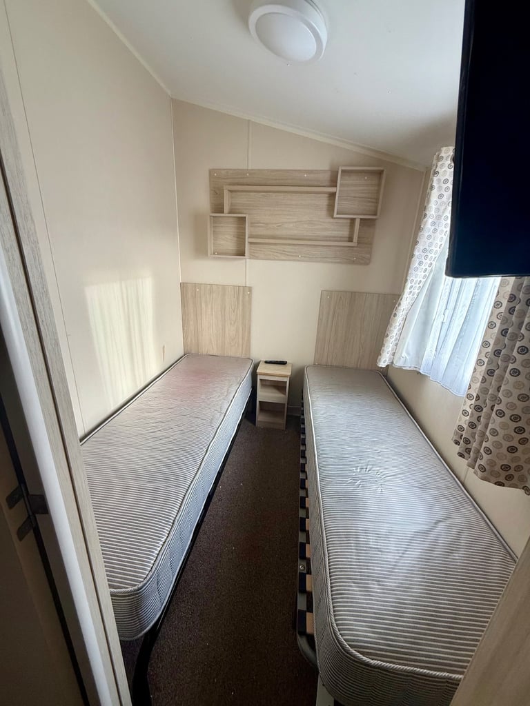 Static Caravan on Felixstowe beach caravan park