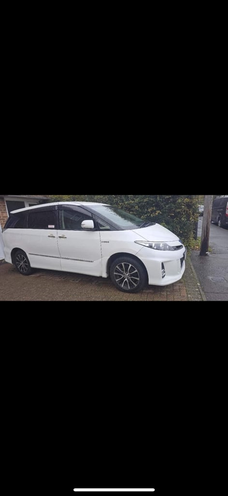 Toyota Estima Hybrid 2015 7 Seater