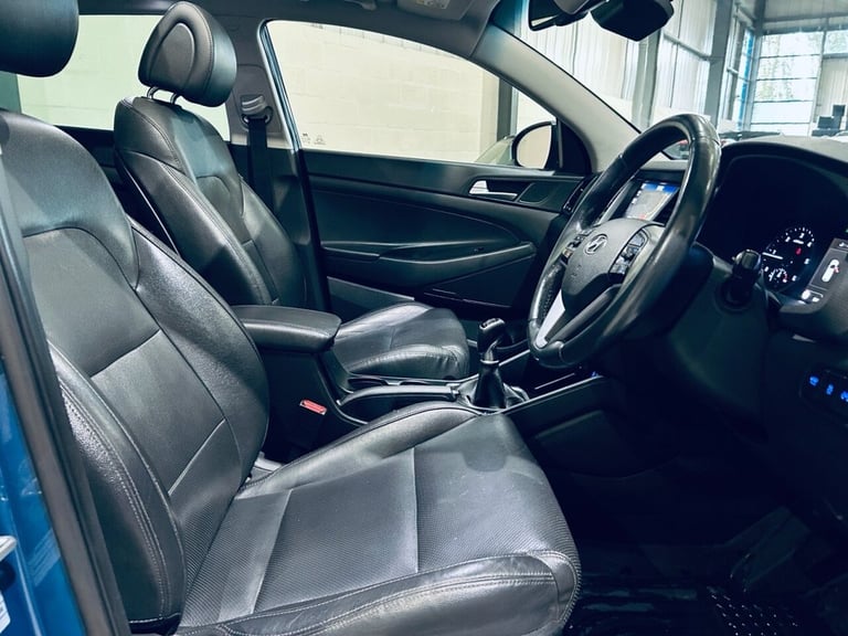 HYUNDAI TUCSON 2.0 CRDI BLUE DRIVE PREMIUM SE SUV DIESEL MANUAL EURO 6 2016