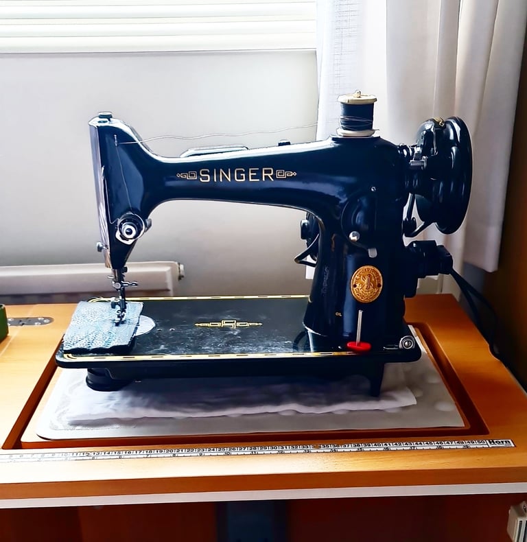 SINGER 201K CAST IRON 1950S 