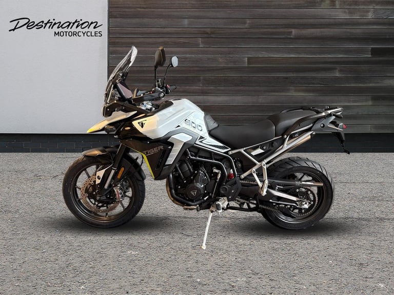2025 Triumph Tiger 900 GT PRO STANDARD TWIN COLOUR Petrol white 6 Speed