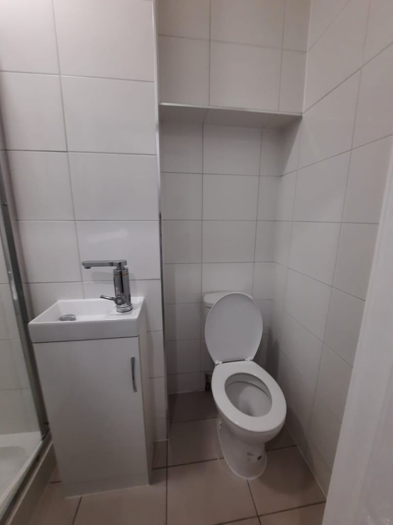 Studio to rent in Lewisham area SE6 1UP DSS welcome (over 35 years)