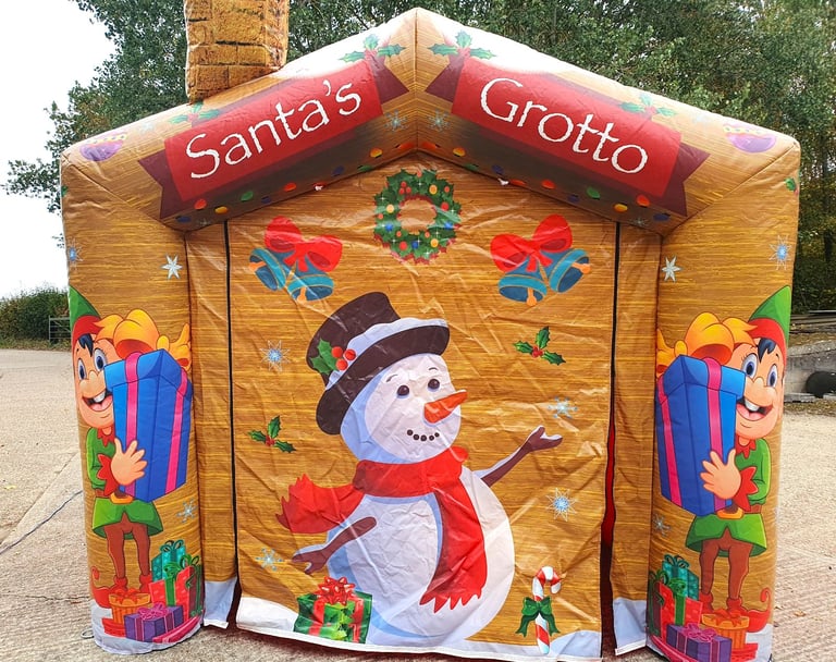 INFLATABLE CHRISTMAS SANTA'S GROTTO. USED ONCE. PERFECT CONDITION RRP £1350