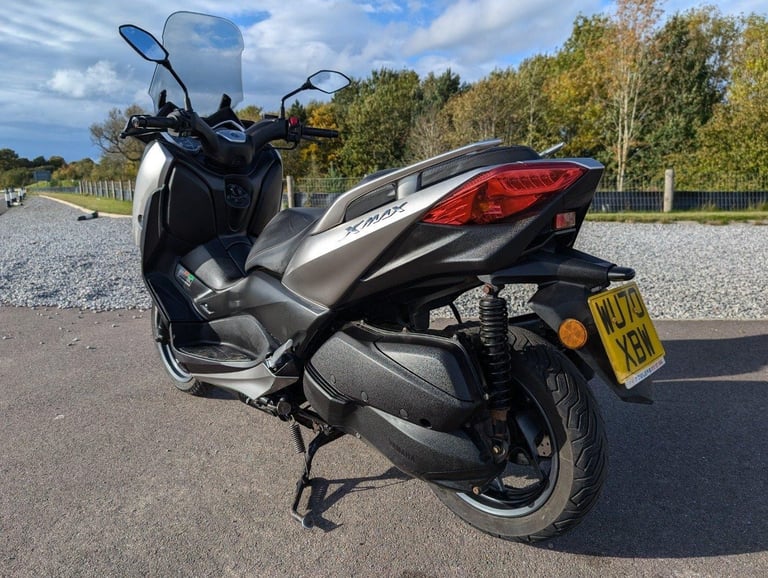 2020 YAMAHA XMAX 300