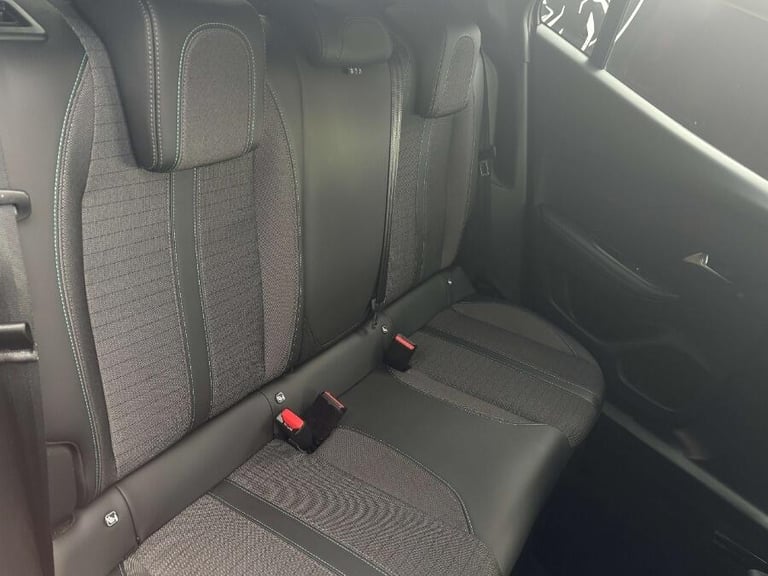 2022 Peugeot 2008 1.2 Puretech Allure Premium Suv 5dr Petrol Manual Euro 6 (s/s) (100 Ps) HATCHBA...