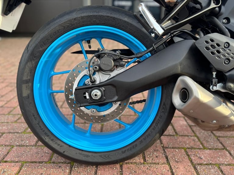 YAMAHA MT-07 Y-AMT 2025 - 1 OWNER - 249 MILES - ICE STORM - EXTRAS FITTED