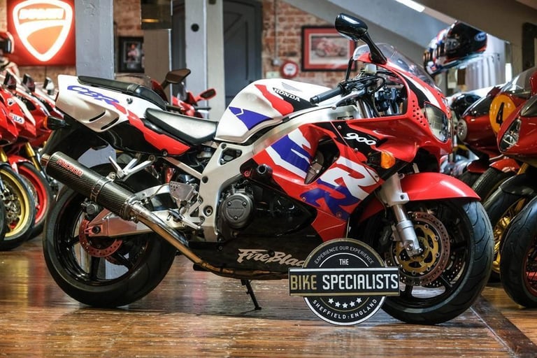 Honda CBR900RR Fireblade Excellent Example fitted with Upgraded Micron Exhaust