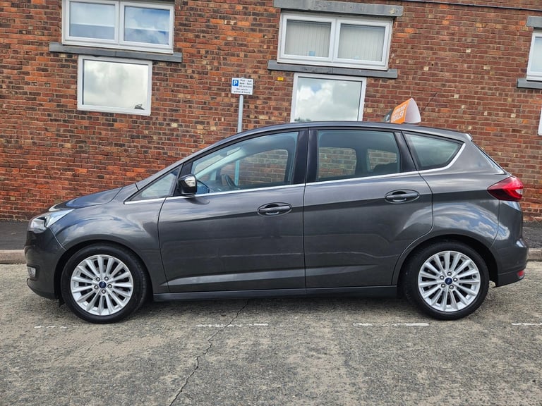 Ford C-Max 1.5 tdci titanium mpv in spotless condition 