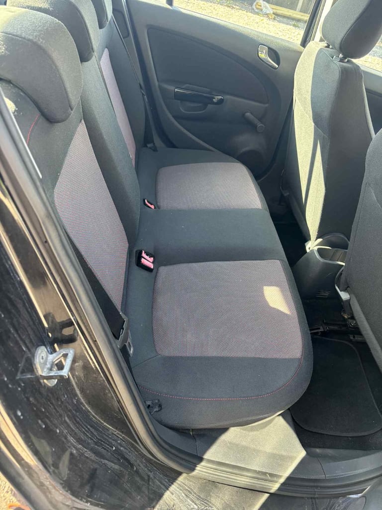 Vauxhall, CORSA, Hatchback, Manual, 1364 (cc), 5 doors