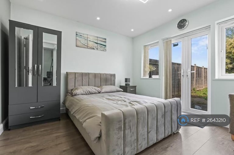 image for 1 bedroom in Fernbank Close, Halesowen, B63 (#2643210)
