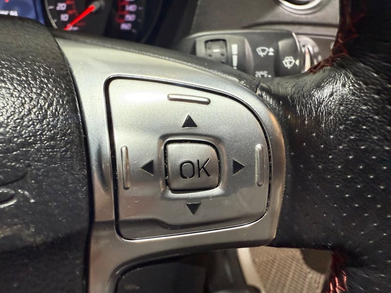 2011 Ford S-Max 2.2 TDCi Titanium X Sport Auto Euro 5 5dr MPV Diesel Automatic