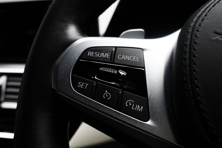 2021 BMW 5 Series 2.0 520d MHT M Sport Saloon 4dr Diesel Hybrid Steptronic Euro 6 (s/s) (190  Sal...