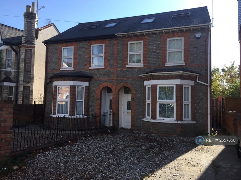 10 bedroom house in Erleigh Road, Reading, RG1 (10 bed) (#2657366)