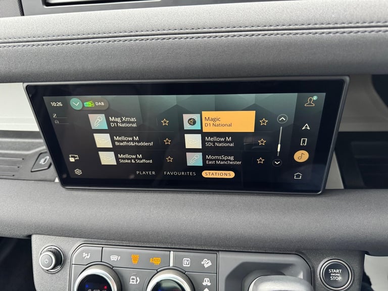 2023 Land Rover Defender 110 2.0 P400e 15.4kWh X-Dynamic SE Auto 4WD Euro 6 (s/s) 5dr ESTATE Petr...