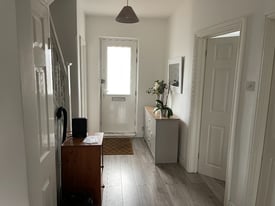 Large En-Suite Room Available in Chingford