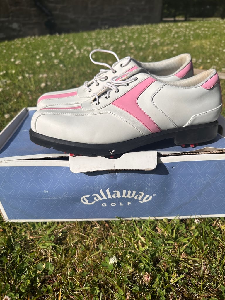 Callaway ladies golf shoes size 7.5