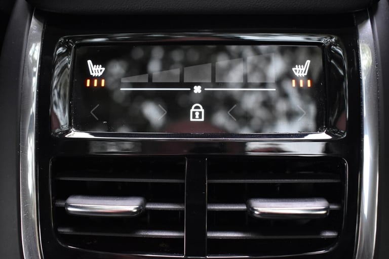 2021 Volvo XC60 B5 INSCRIPTION+Panoramic Sunroof Estate Petrol/Ele Automatic