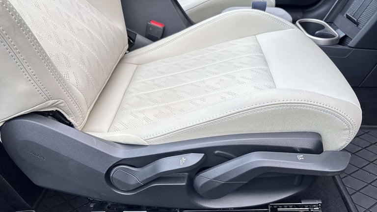 2025 MINI Cooper 2.0 C Exclusive 2dr Auto CONVERTIBLE PETROL Automatic