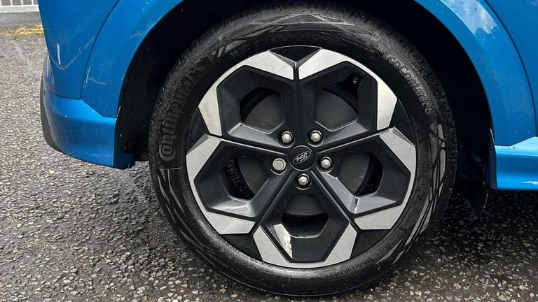 2025 Ford Puma 123kW Premium 43kWh 5dr Auto Hatchback Electric Automatic