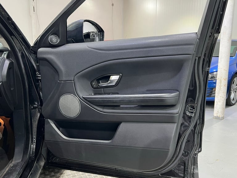 2016 Land Rover Range Rover Evoque 2.0 eD4 SE 5dr 2WD ESTATE Diesel Manual