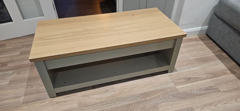 Coffe table - lift up