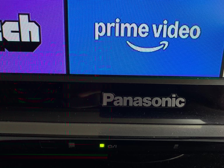 Panasonic Tv / LCD ( can deliver for free )