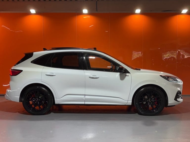 2024 73 FORD KUGA 2.5H DURATEC BLACK PACKAGE EDITION SUV 5DR PETROL HYBRID CVT E