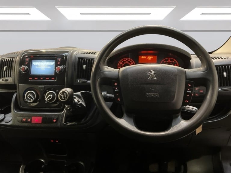 2018 Peugeot Boxer 2.0 BlueHDi 335 Professional L3 H2 Euro 6 5dr PANEL VAN Diesel Manual