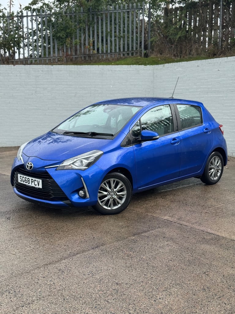 2018 Toyota Yaris icon 1.5 litre petrol manual 34,000 miles fully serviced cheap insurance 