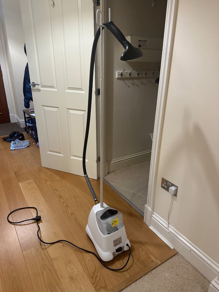 image for Jiffy J-2000s Professional Garment steamer 