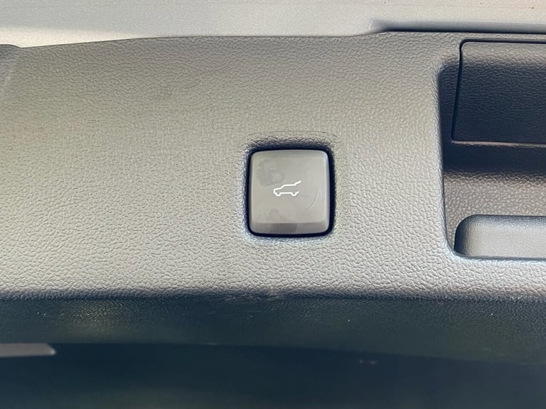 2022 Ford Kuga 1.5 EcoBlue Titanium SUV 5dr Diesel Auto Euro 6 (s/s) (120 ps) HATCHBACK Diesel Au...
