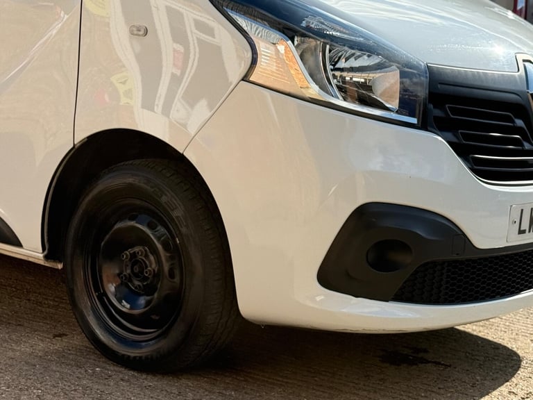 2019 Renault Trafic 1.6 dCi 27 Business+ SWB Standard Roof Euro 6 5dr Diesel