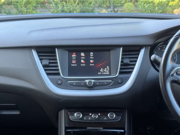 2018 Vauxhall Grandland X 1.2 Turbo SE 5dr HATCHBACK PETROL Manual