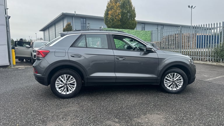2022 Volkswagen T-Roc 1.0 TSI Life 5dr HATCHBACK PETROL Manual