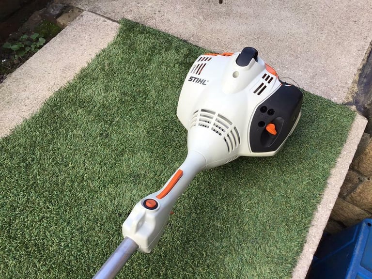 Stihl FS40 strimmer excellent condition just serviced