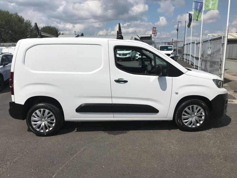 2020 Peugeot Partner L1 1000 1.5BLUE HDI 100PS PROFESSIONAL EURO 6 Small Van Diesel Manual