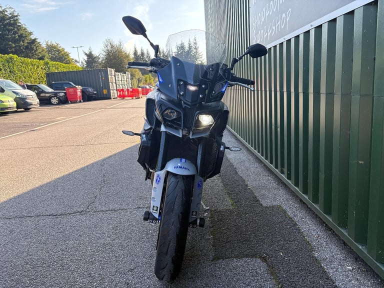Yamaha MT10 Blue 2020 Excellent Condition Full History only 7400 Miles