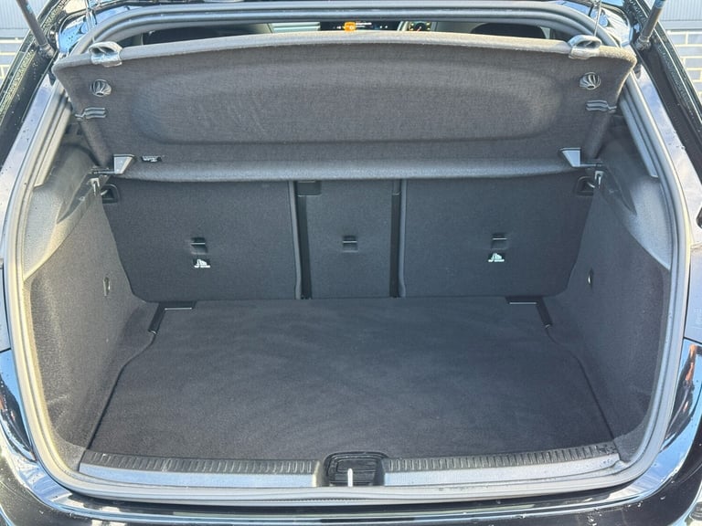 2022 Mercedes-Benz A-Class A200 AMG Line Premium Plus Night Edition 5dr Auto Hatchback Petrol Aut...