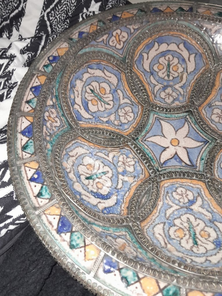 Ceramic dish bowl