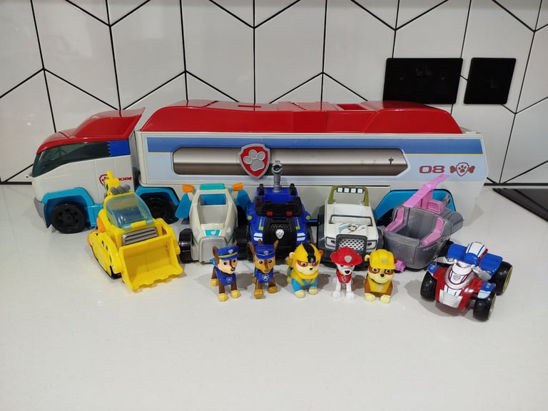 image for Paw Patrol truck transporter+ cars + figures 