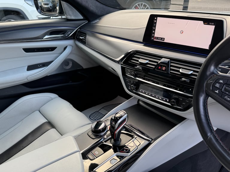 2020 BMW M5 4.4 V8 GPF Saloon 4dr Petrol Steptronic xDrive Euro 6 (s/s) (600 ps) SALOON Petrol Au...