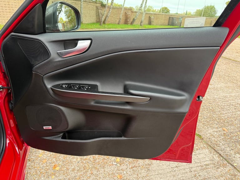 2014 Alfa Romeo Giulietta 1.4 TB MultiAir QV Line 5dr TCT HATCHBACK Petrol Automatic