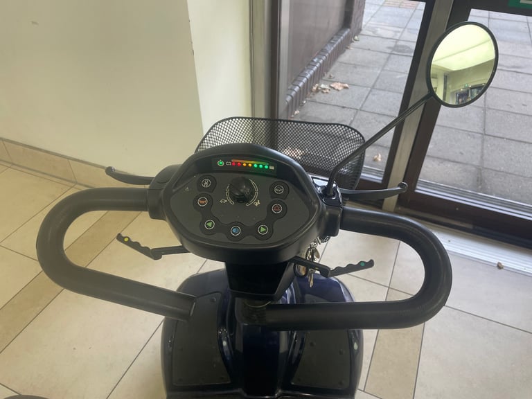 Invacar Orion 8mph mobility scooter