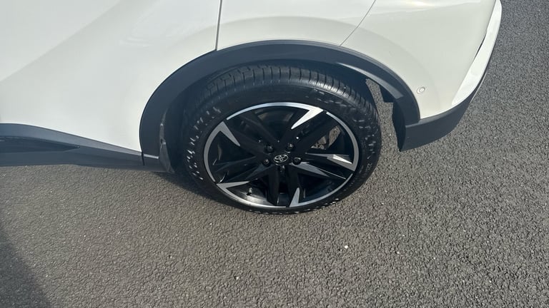 2022 Toyota C-HR 1.8 Hybrid GR Sport 5dr CVT Hybrid Hatchback Hatchback Hybrid Automatic