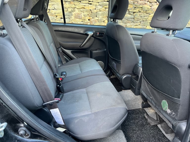 2005 TOYOTA RAV-4 2.0 XT3 VVT-I PETROL MANUAL 5 DOORS BLACK